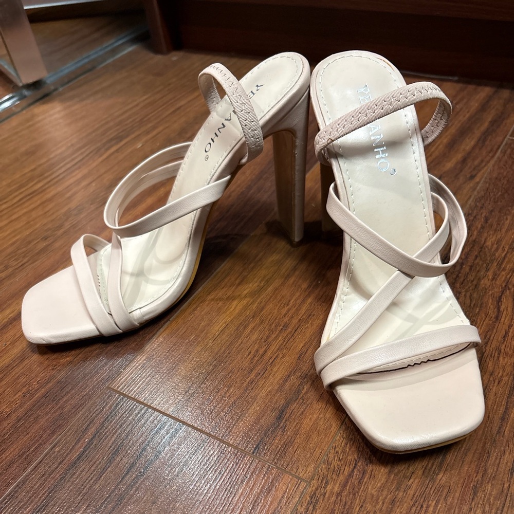 Nude Strappy Square Toe Heels – Size 8